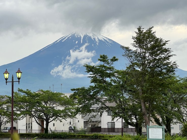 自転車に跨って